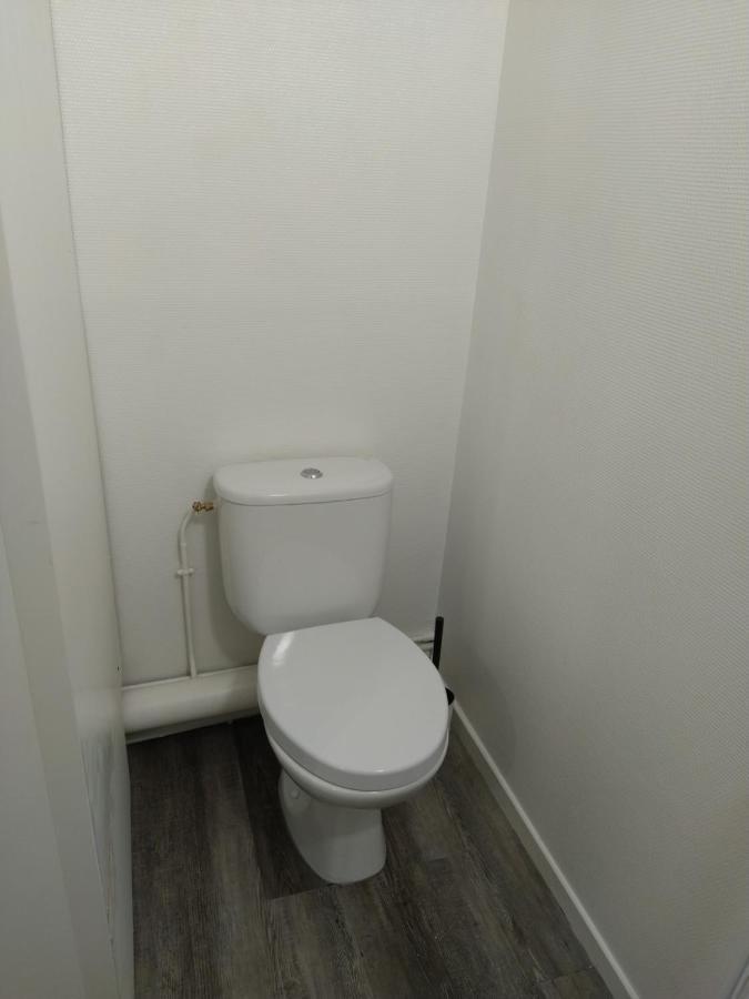 Wallis Yourhosthelper Reims Exterior foto