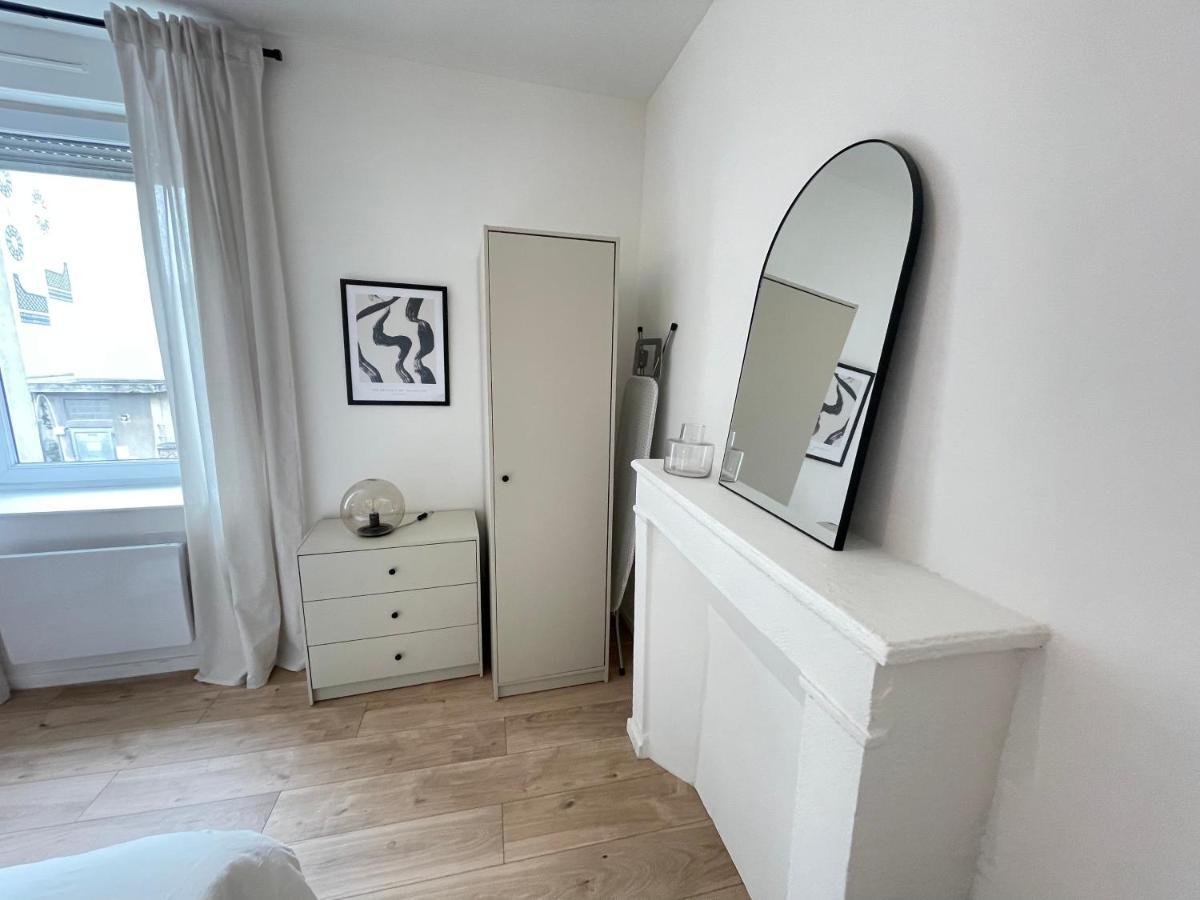 Wallis Yourhosthelper Reims Exterior foto